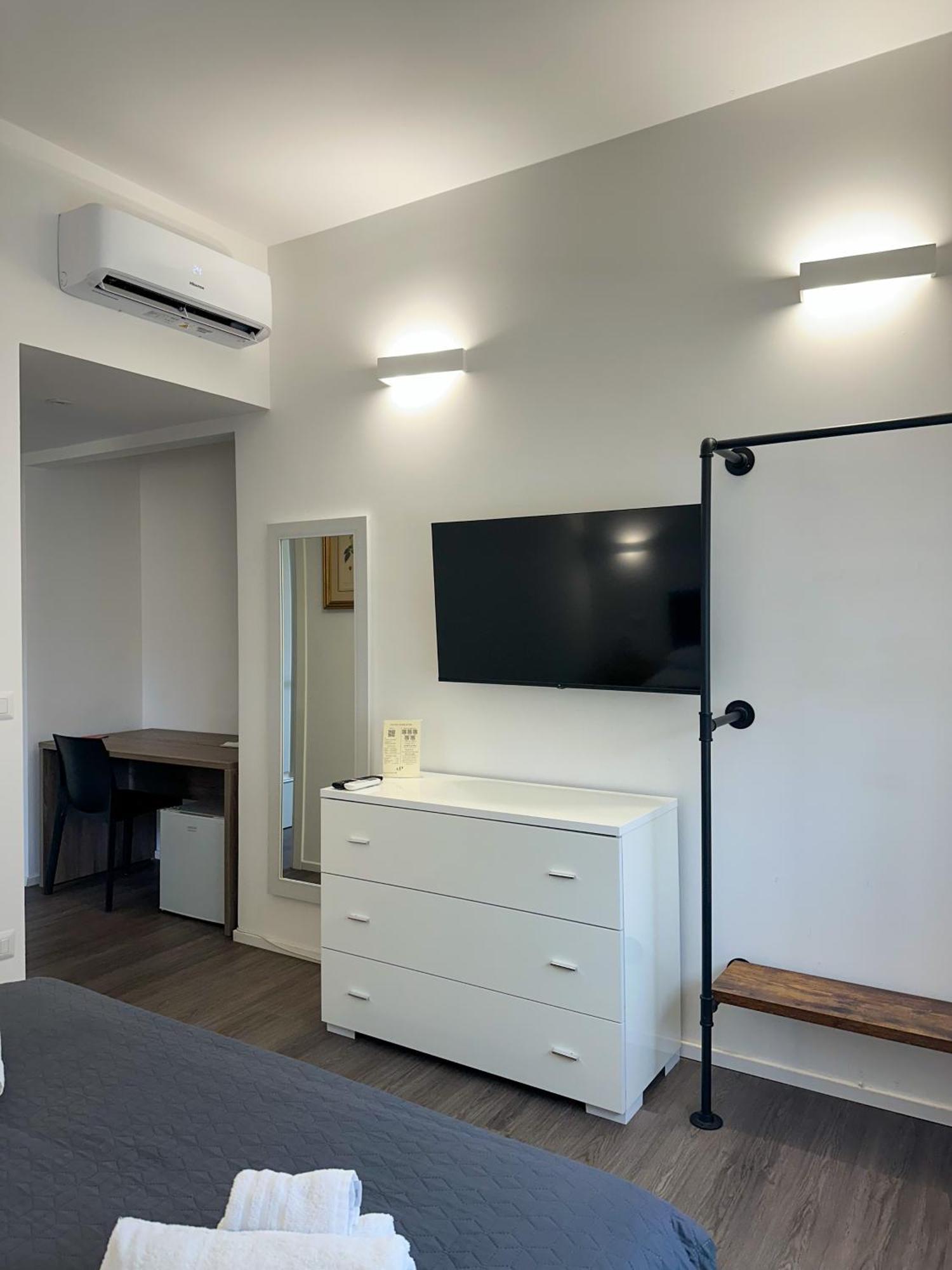 Dante 134 Rooms กาญารี ภายนอก รูปภาพ